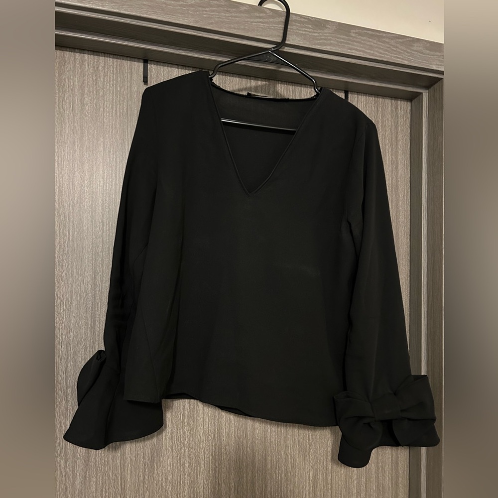 Zara V-Neck Top in Black With Bow Details on Sleeve - Size L